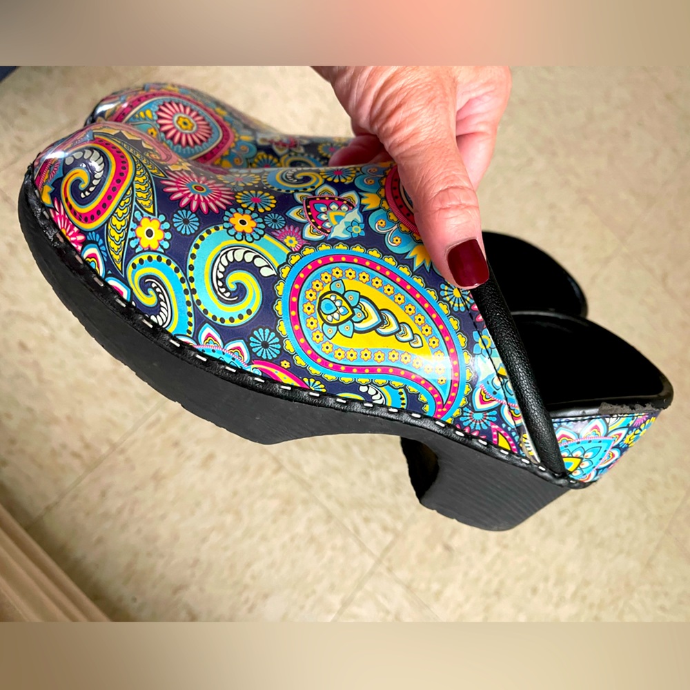 C&C Clogs sz 40